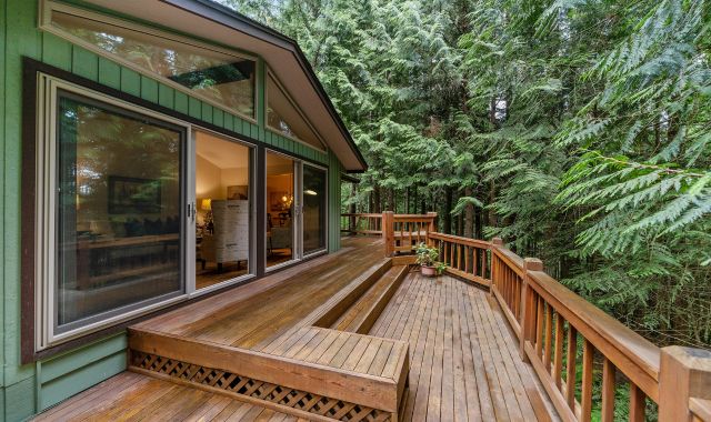 Transform Your Backyard with Decks in West Linn Transform Your Backyard with Decks in West Linn